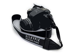 SILKYPIX ロゴ入りカメラストラップ
